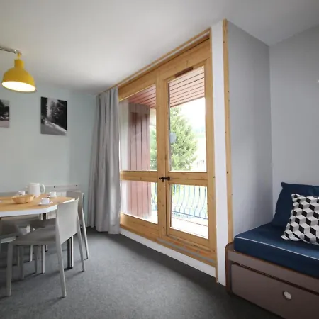 Renove Pour 5 Pers. Avec Balcon, Au Calme, Proche Transarc Et Commerces, Wifi Inclus - Fr-1-346-355 Apartment